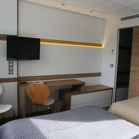 מלון The Originals Boutique, Neptune, Montpellier Sud 3*