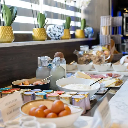 The Originals Boutique, Neptune, Montpellier Sud 카르농 플라주
